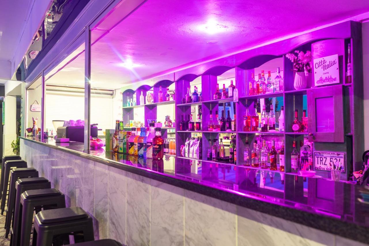 Tropicana Inn 니드리 외부 사진